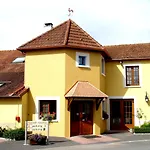 Logis Des Moissons Hotel Matougues