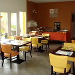 Logis Des Moissons Hotel Matougues