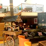 Logis Des Moissons Hotel 3*