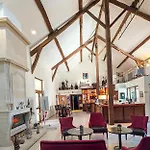 Logis Des Moissons Hotel