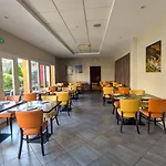 Hotel Logis Des Moissons