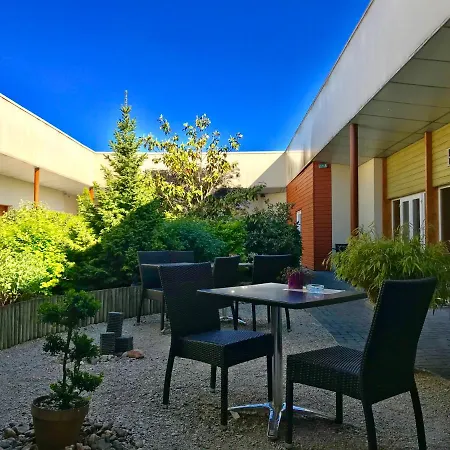 Logis Des Moissons 3*