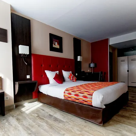 Hotel Logis Des Moissons 3*