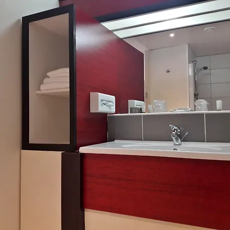 Logis Des Moissons Hotell