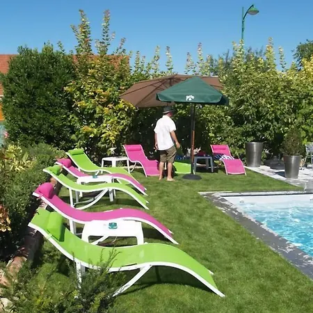 Logis Des Moissons 3*