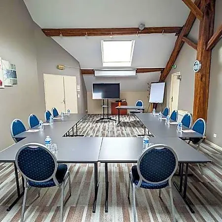 Logis Des Moissons 3*