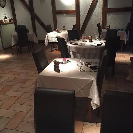 Hotell Logis Des Moissons 3*