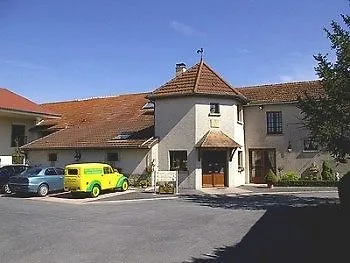 Logis Des Moissons Hotel