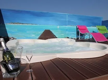 Logis Des Moissons Hotell