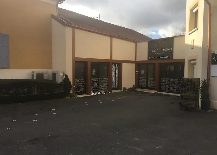 Logis Des Moissons Otel 3*