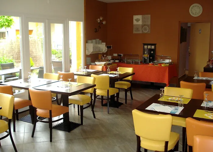 Logis Des Moissons Hotel Matougues