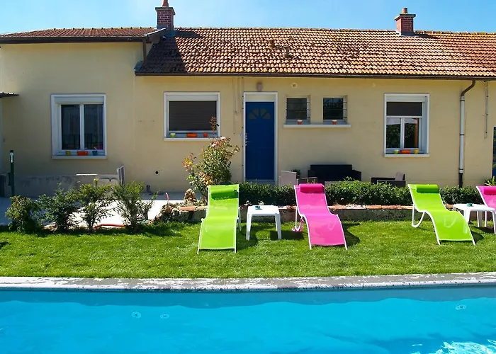 Logis Des Moissons Matougues